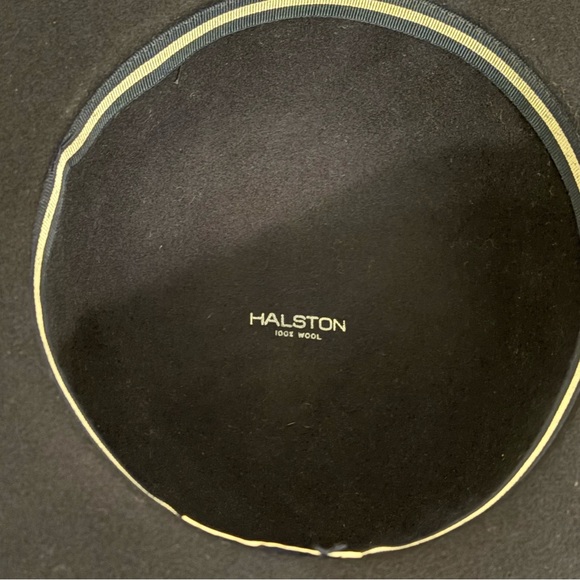Vintage Halston Women\'s Navy Blue 100% Wool Hat with ribbon and bowl detail main image 4